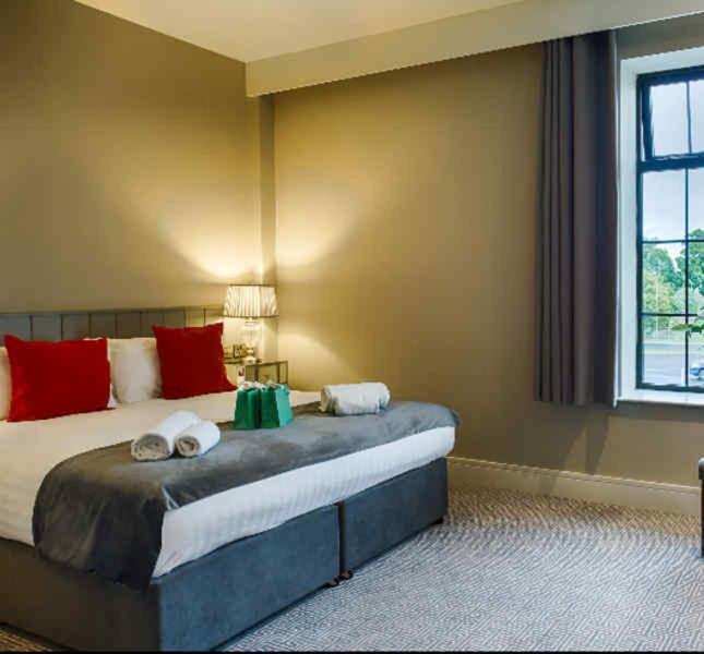 The Village Hotel, Bar And Restaurant Bettystown Extérieur photo