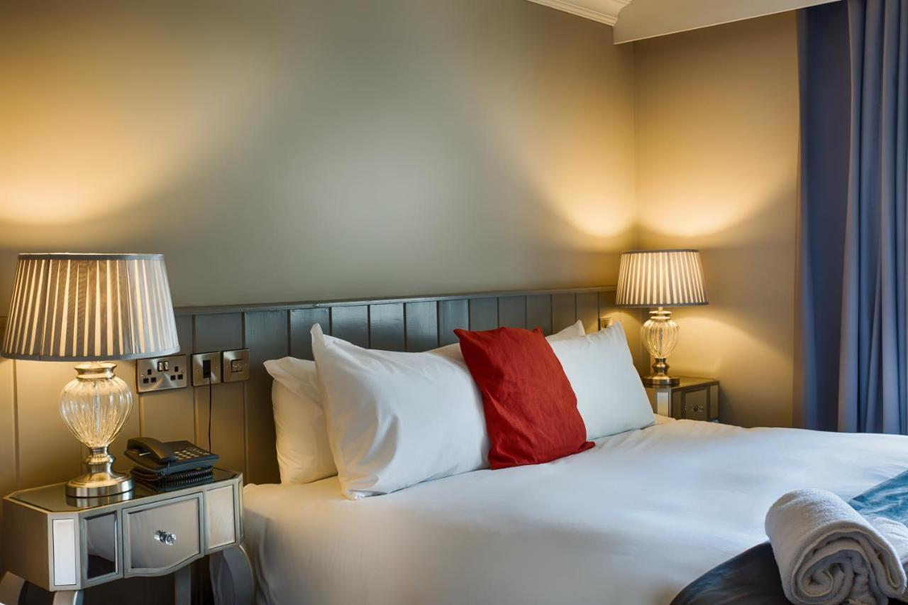The Village Hotel, Bar And Restaurant Bettystown Extérieur photo