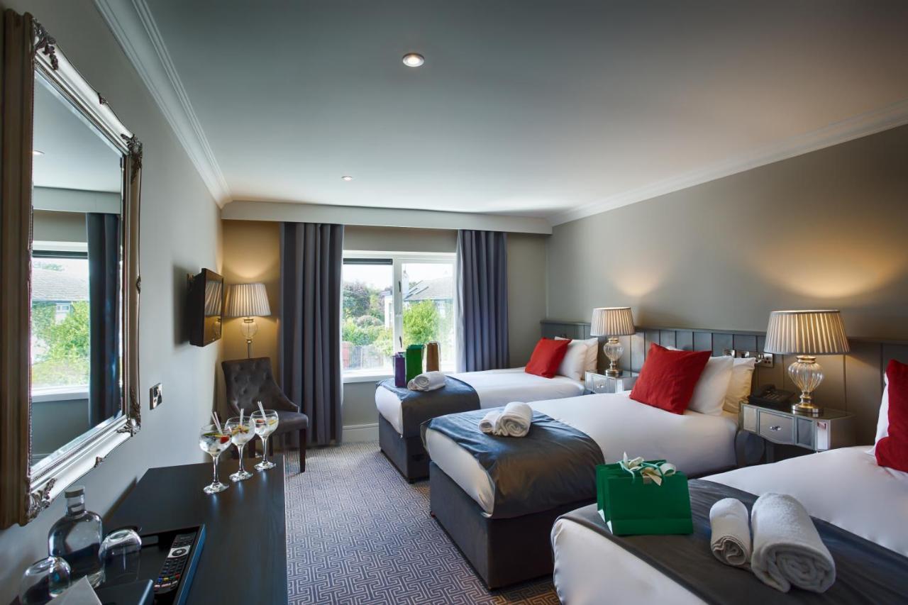 The Village Hotel, Bar And Restaurant Bettystown Extérieur photo