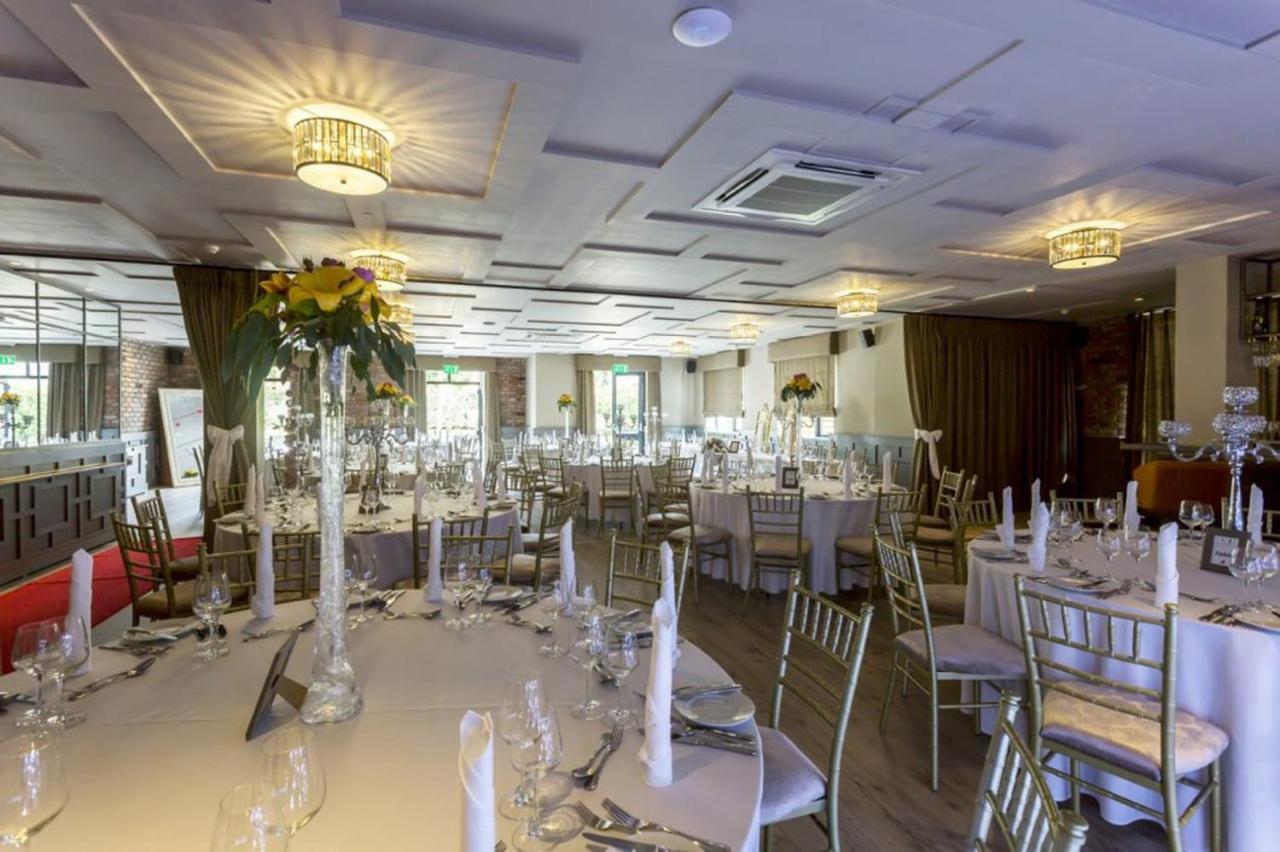 The Village Hotel, Bar And Restaurant Bettystown Extérieur photo