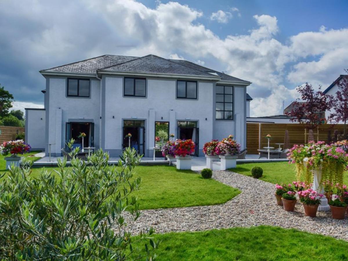 The Village Hotel, Bar And Restaurant Bettystown Extérieur photo