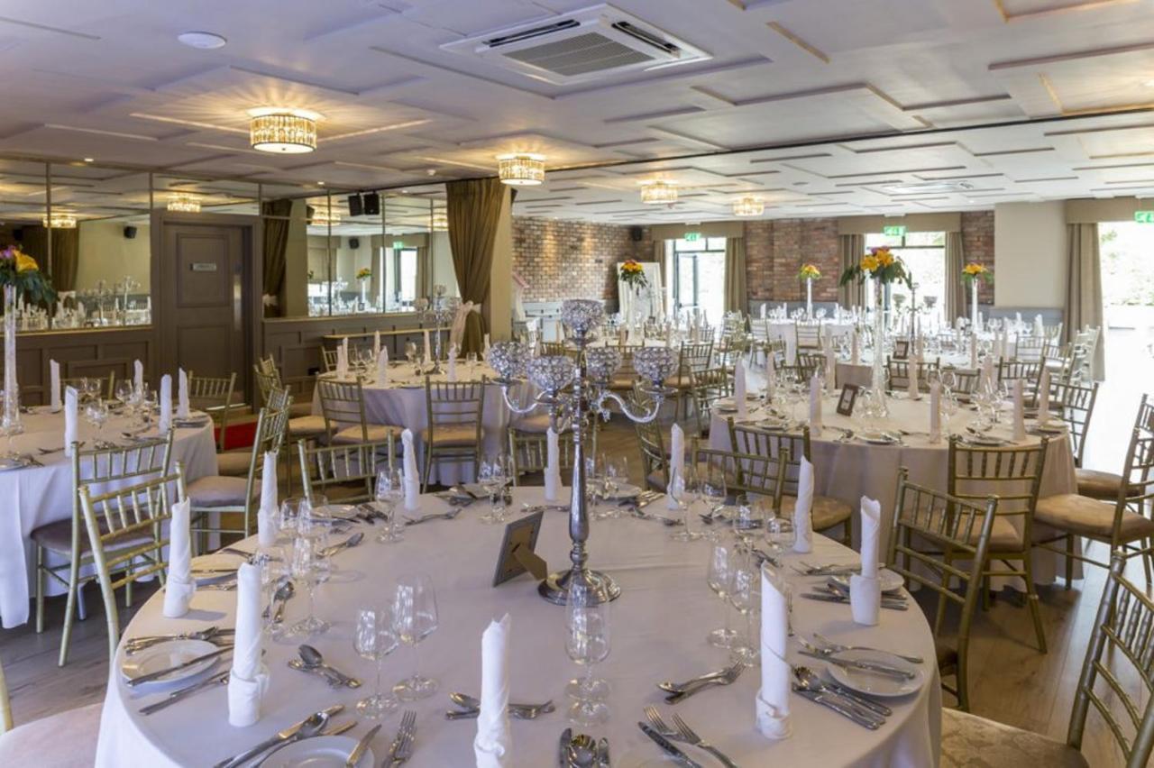 The Village Hotel, Bar And Restaurant Bettystown Extérieur photo