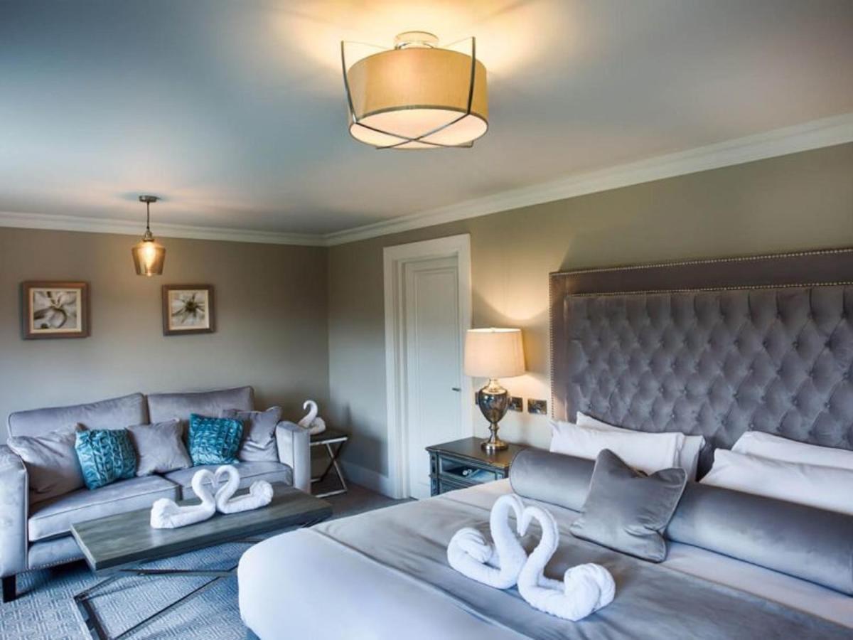 The Village Hotel, Bar And Restaurant Bettystown Extérieur photo