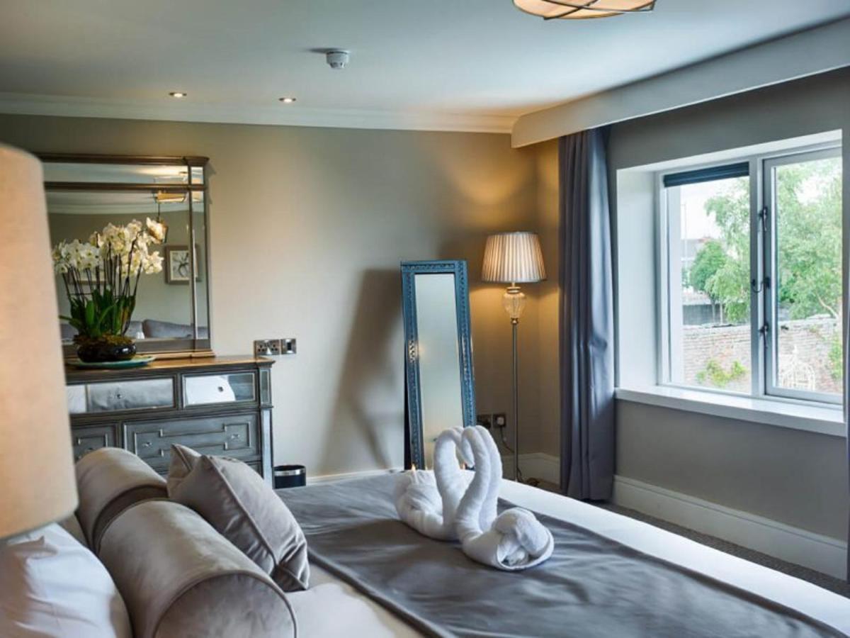 The Village Hotel, Bar And Restaurant Bettystown Extérieur photo
