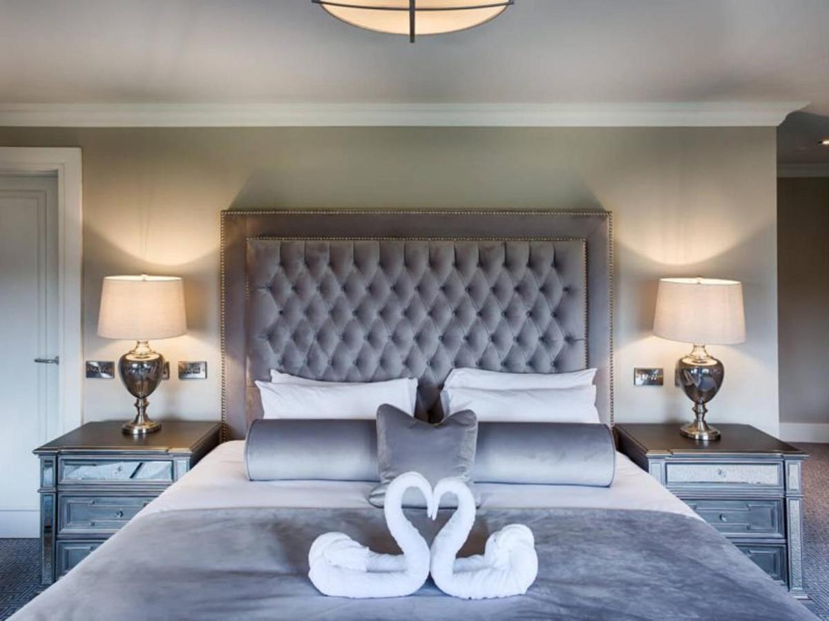 The Village Hotel, Bar And Restaurant Bettystown Extérieur photo
